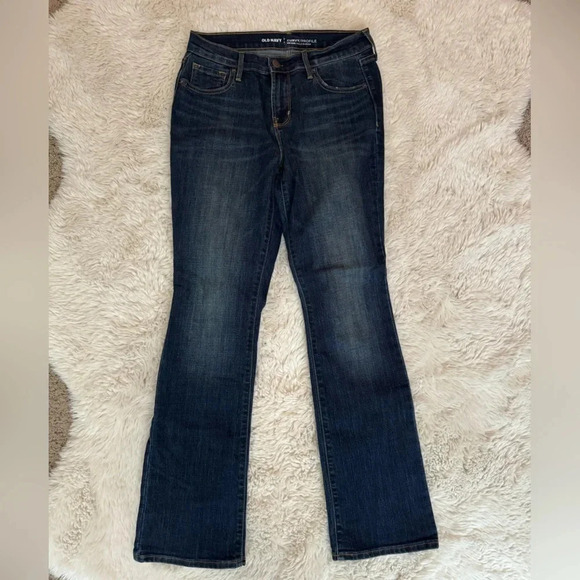 Old Navy Denim - Old Navy Curvy Mid-Rise Jeans size 2 short (petite)